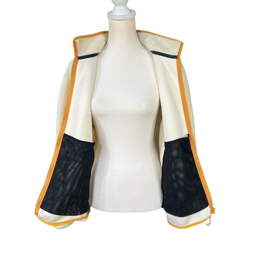 Fjall Raven Women's Vardag Pile Fleece Jacket in Cream Size Large - Picture 3 of 12